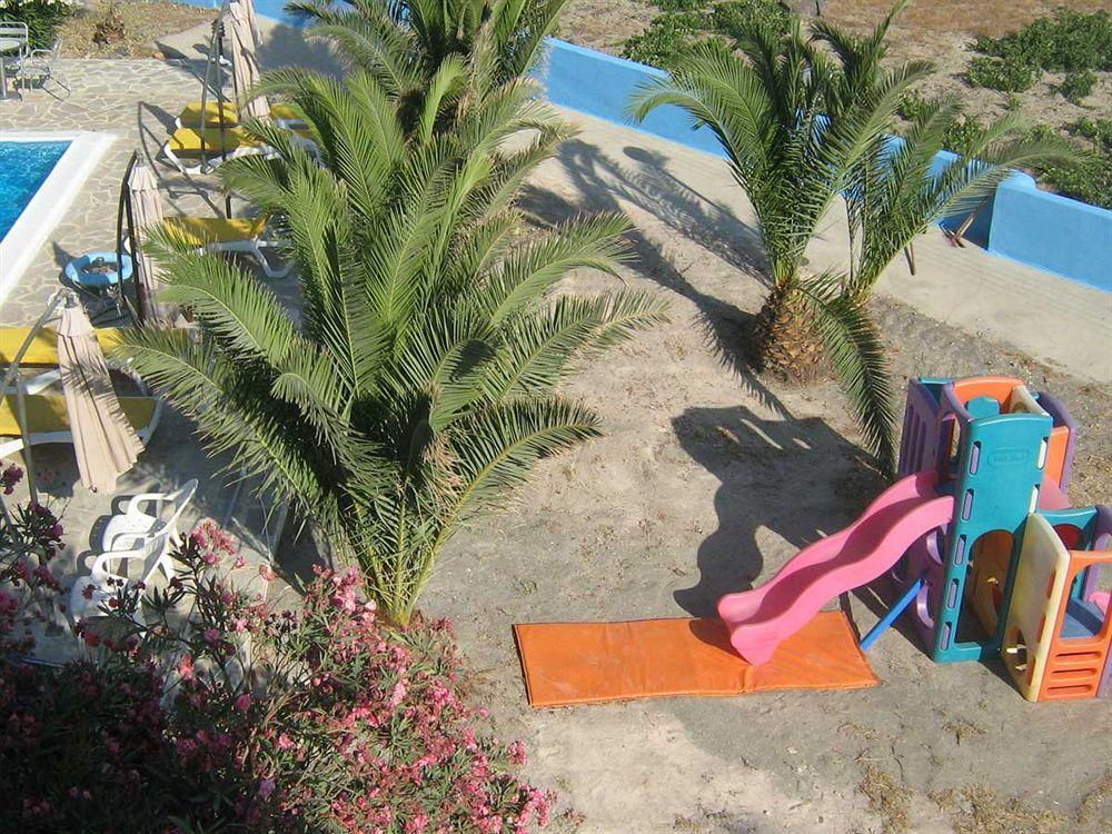 Zorbas Hotel Santorini Pyrgos Kallistis ภายนอก รูปภาพ
