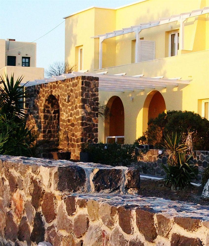 Zorbas Hotel Santorini Pyrgos Kallistis ภายนอก รูปภาพ