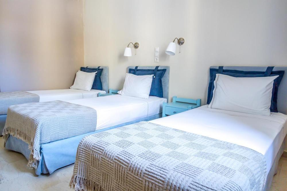 Zorbas Hotel Santorini Pyrgos Kallistis ภายนอก รูปภาพ